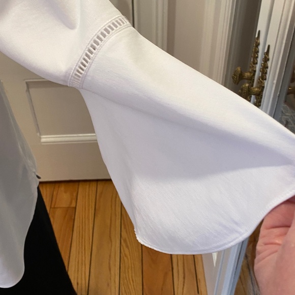 Classic Chico's White Blouse with Bell Sleeves - Chico's Size 2 - Picture 9 of 14